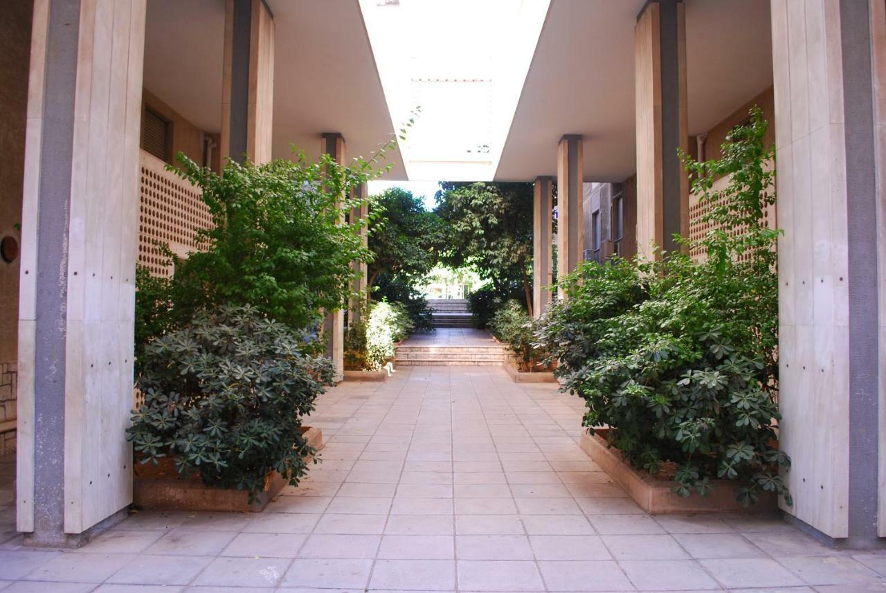 King Central Apartment Athena Bagian luar foto